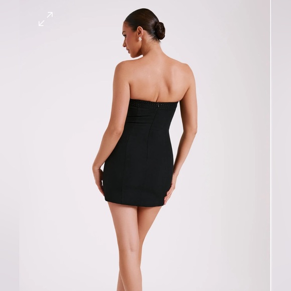 CUTEST MESHKI DRESS FOR SALE 🖤🖤originally bought for $180 selling for $150!! - Picture 3 of 6